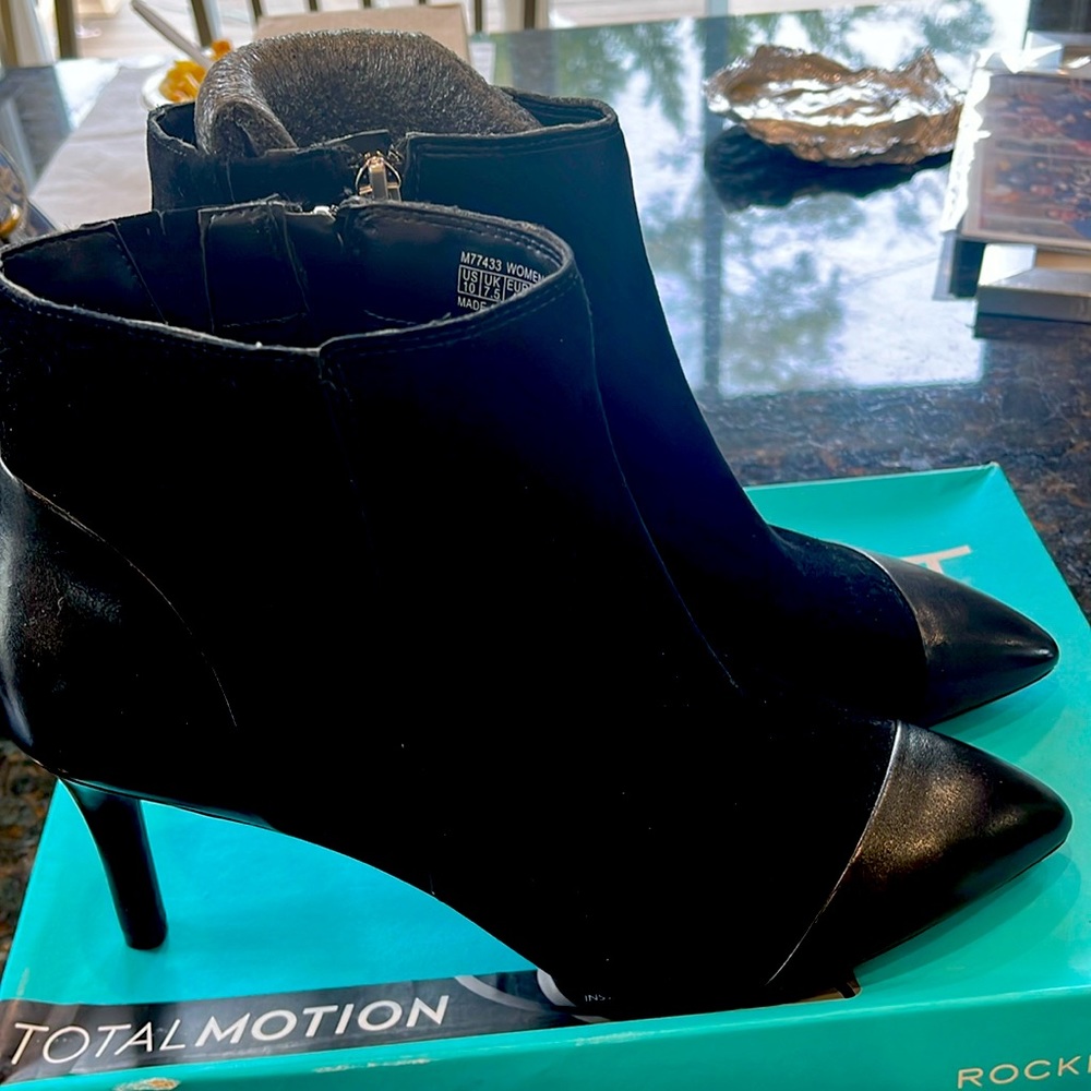 Rock port total motion leather ankle boots NWB black w-10